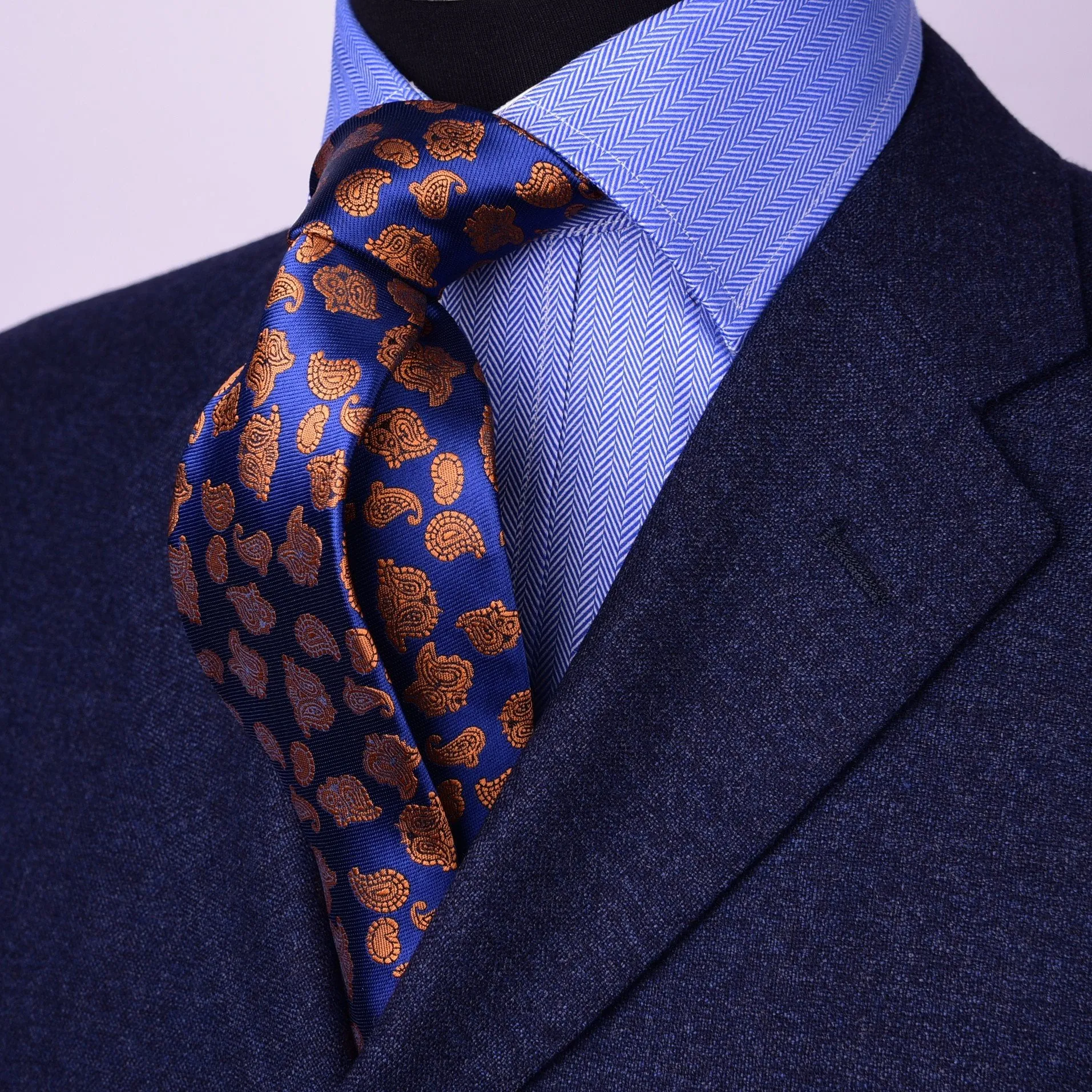 Bronze Lavish Baroque Paisley Floral Blue Skinny Modern Tie 3"