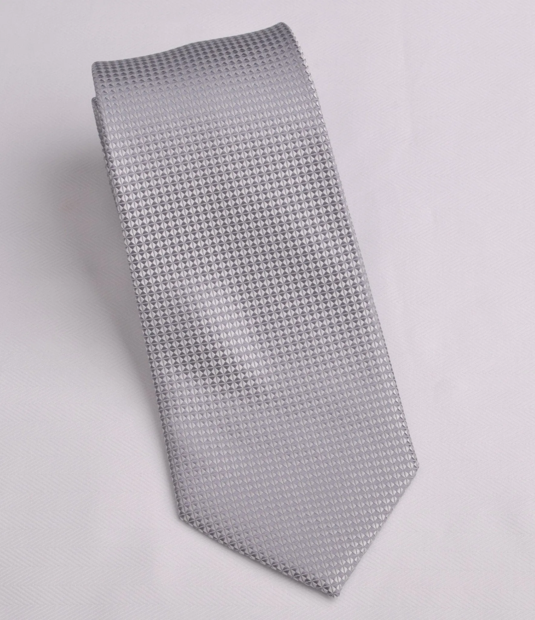 Grey Snakeskin Patterned Skinny Tie with Diamond Luxury Fashion 3"