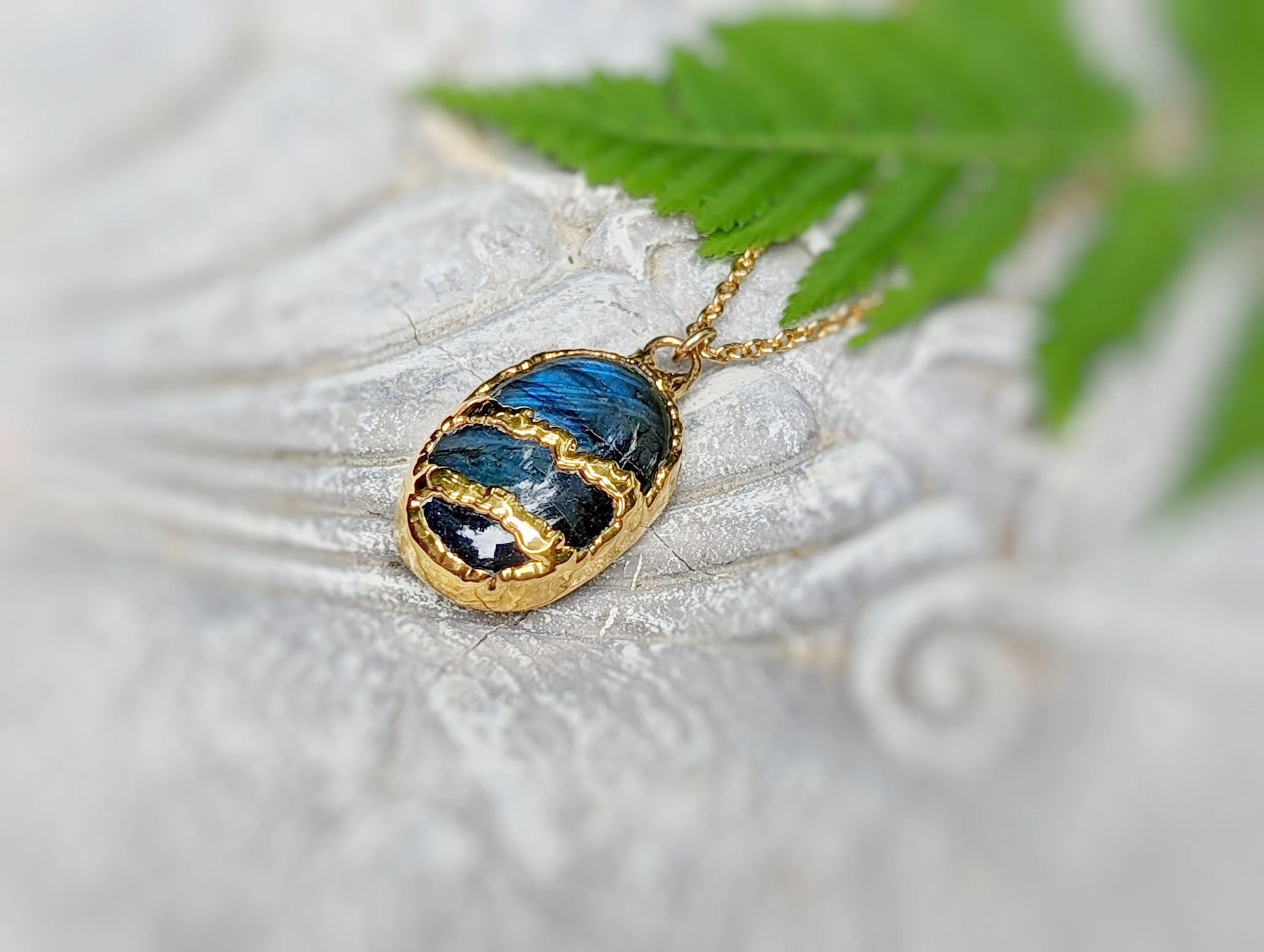 Labradorite Kintsugi necklace