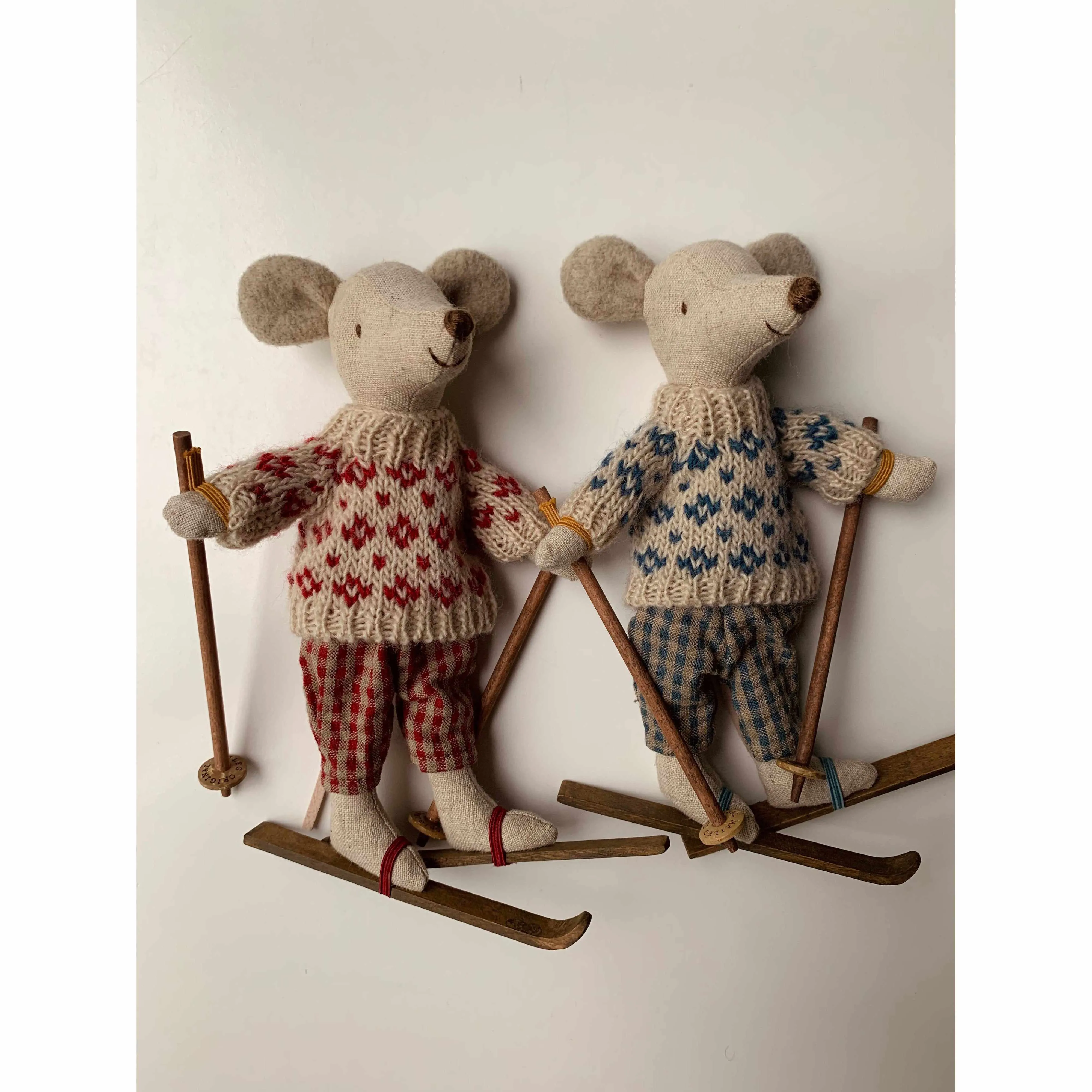 Maileg - Winter mouse with ski set - mum