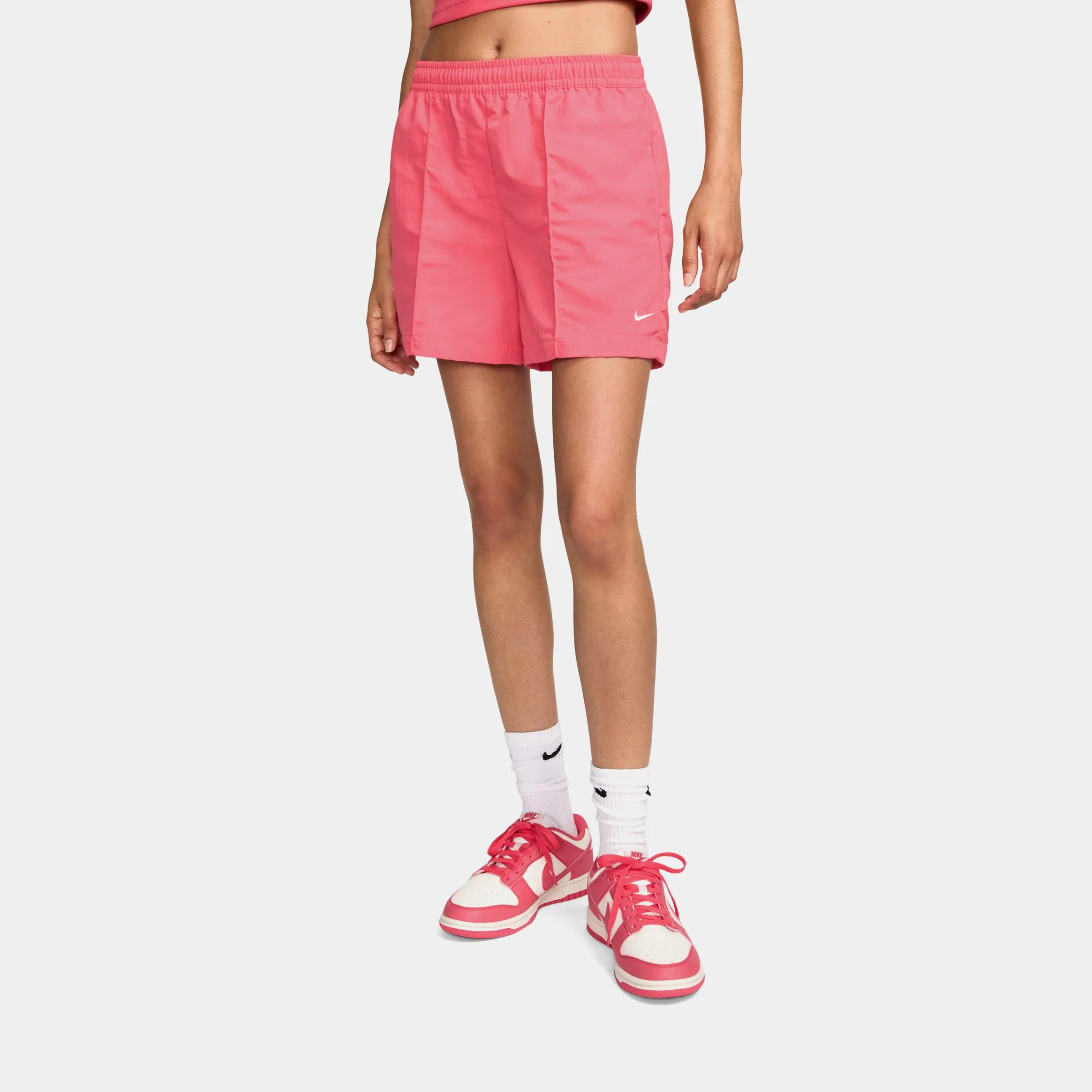 NSW Mid Rise Woven Womens Shorts (Pink)