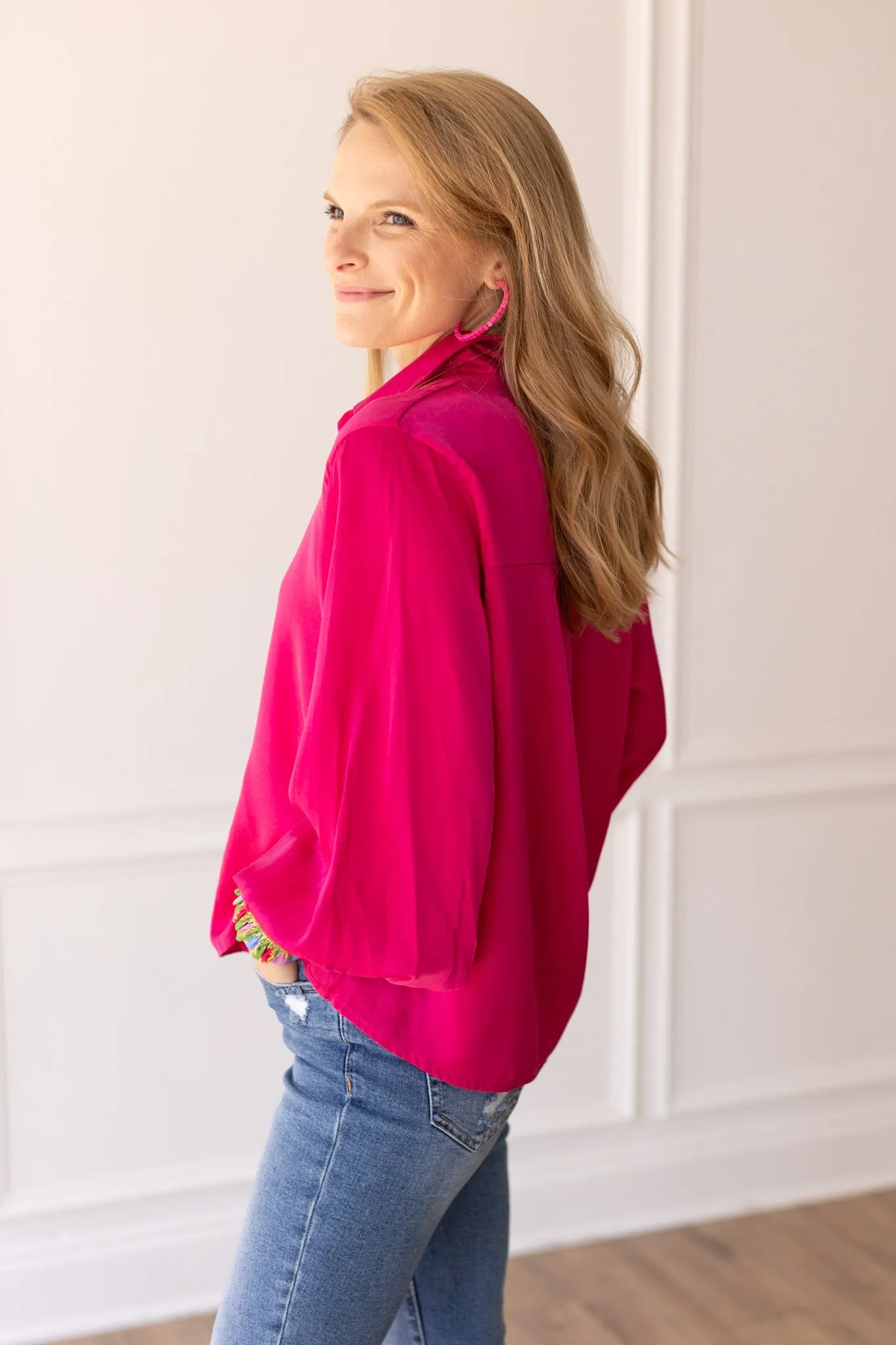 Retro Reverie Balloon-Sleeve Blouse in Fuchsia