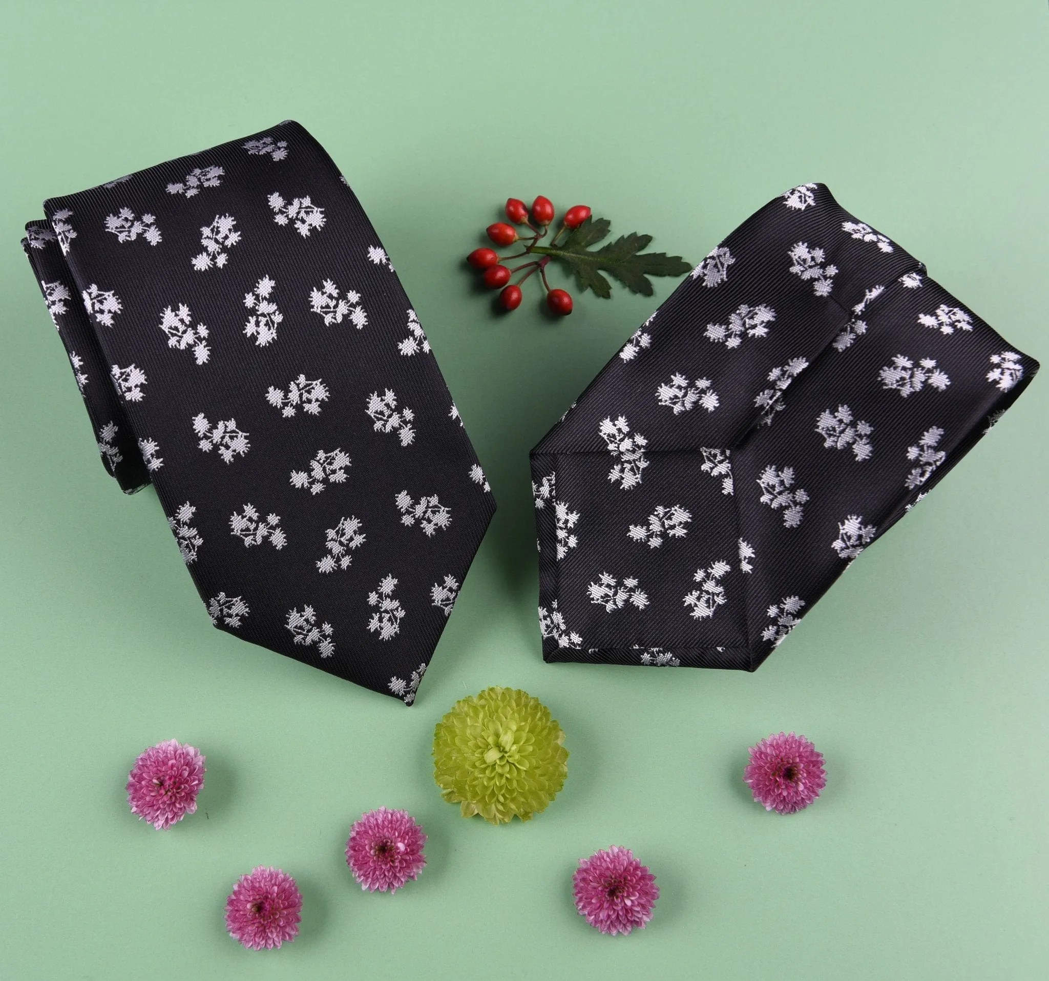 White Floral Sunflower Field Black Sexy Fashion Woven Tie 3"