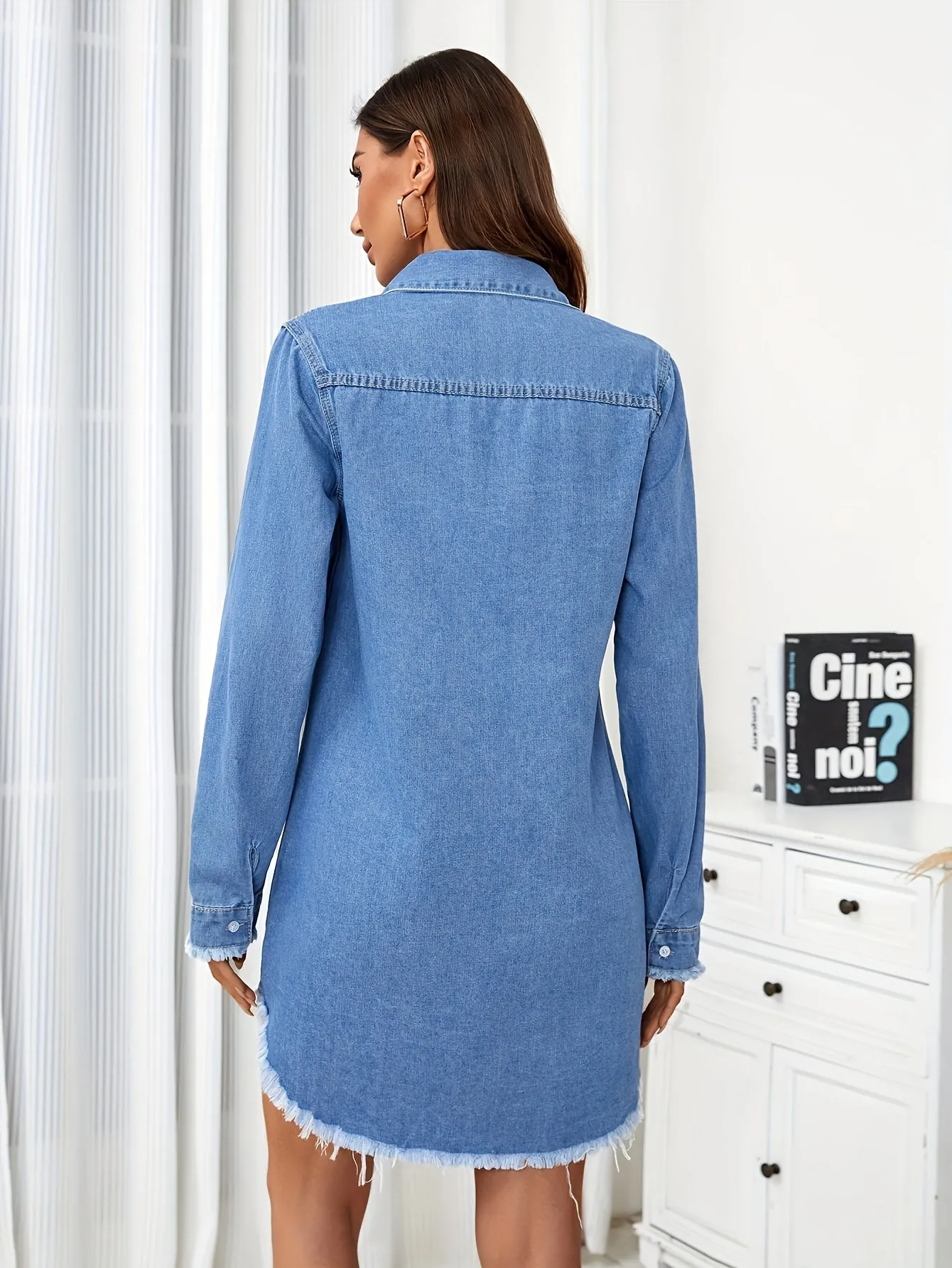 Womens Chic Plain Denim Shirt Dress - Long Sleeve with Stylish Button Front, Trendy Frayed Hem - A Versatile Casual Jean Dress for Fashion-Forward Ladies